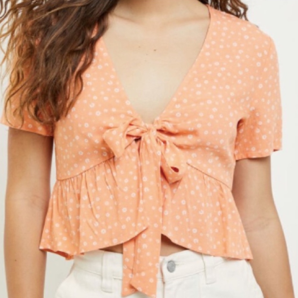 PacSun LA Hearts Tie Front top, coral with white floral pattern | size S